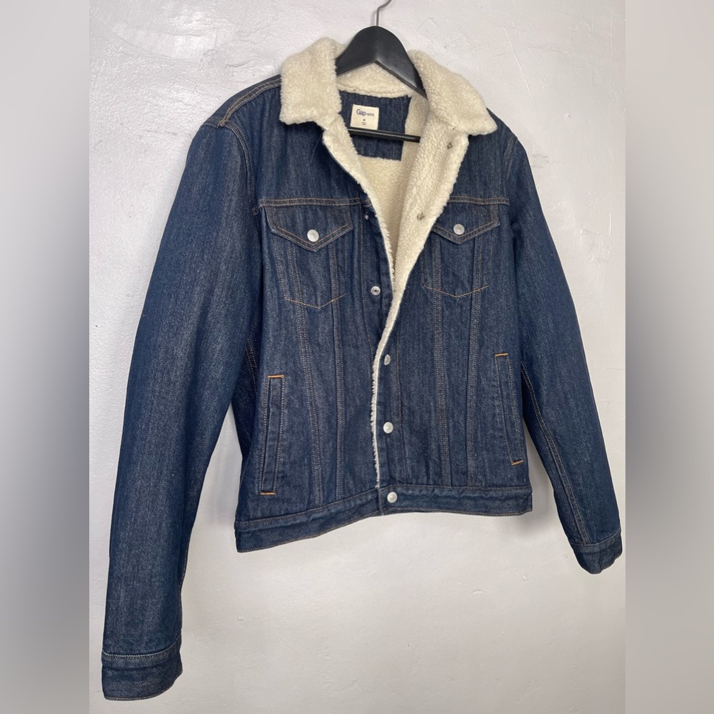 GAP Men's Icon Sherpa Denim Jacket ( Medium Size/ Gently Worn )